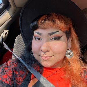 Meet your Posher, Liliana